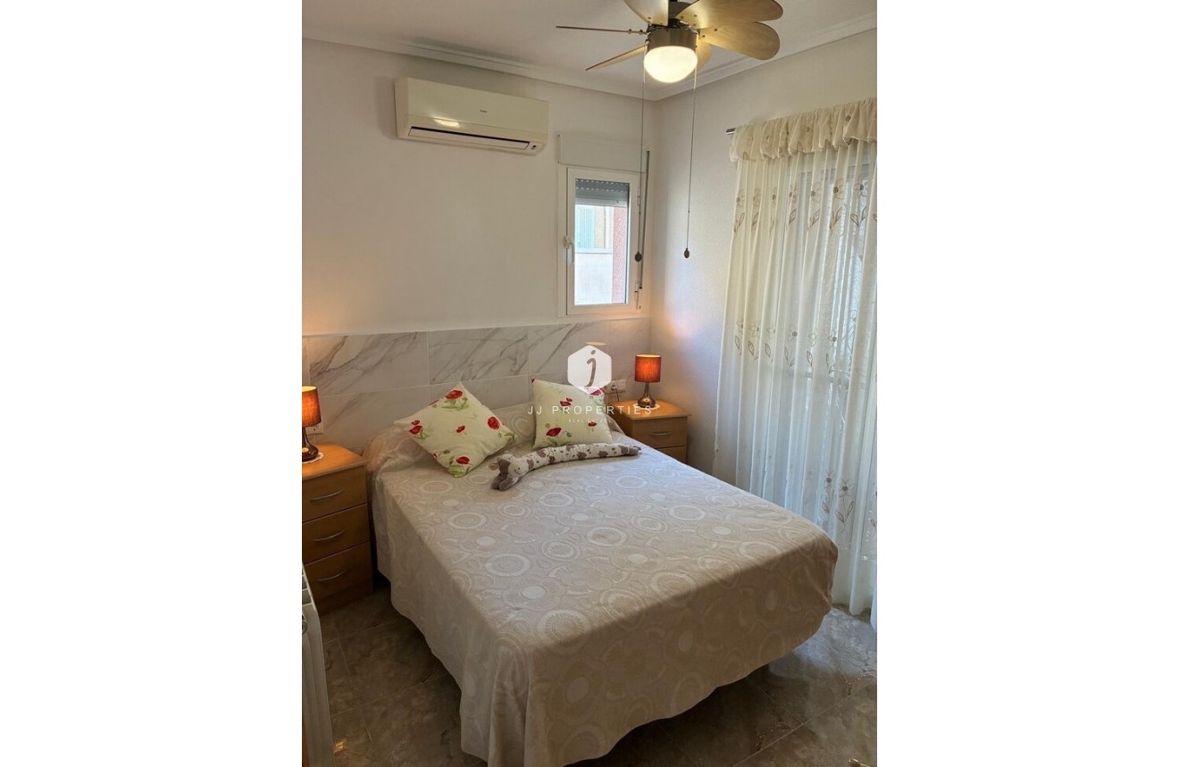 D'occasion - Villa -
Rojales - rojales hills