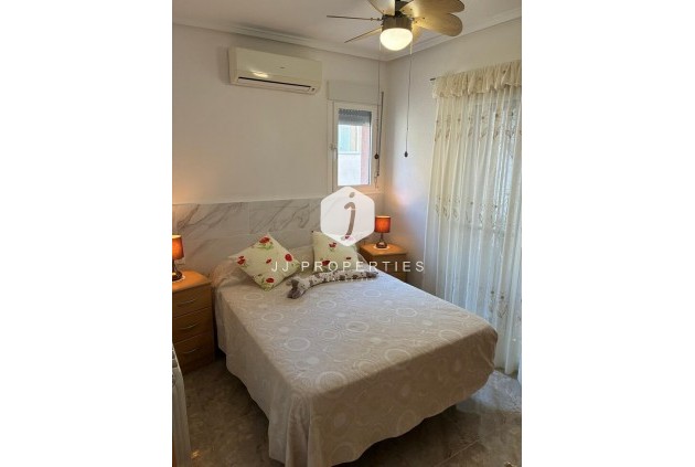 D'occasion - Villa -
Rojales - rojales hills