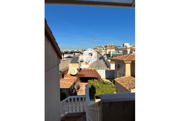 D'occasion - Villa -
Rojales - rojales hills