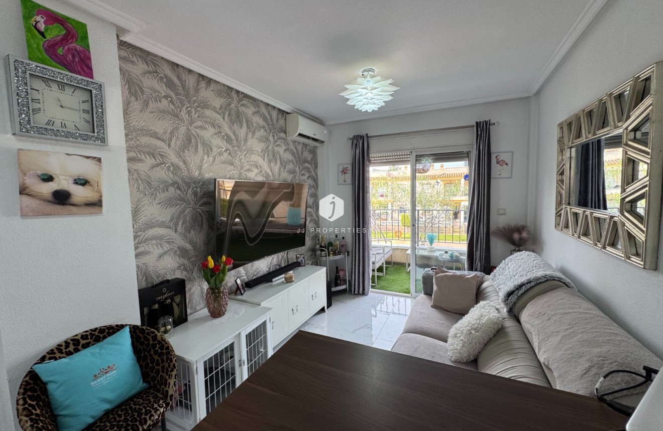 Resale - Apartment / flat -
Orihuela Costa - Costa Blanca