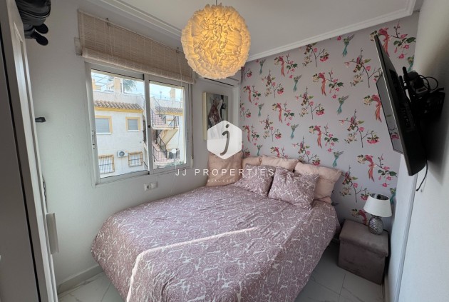 Resale - Apartment / flat -
Orihuela Costa - Costa Blanca