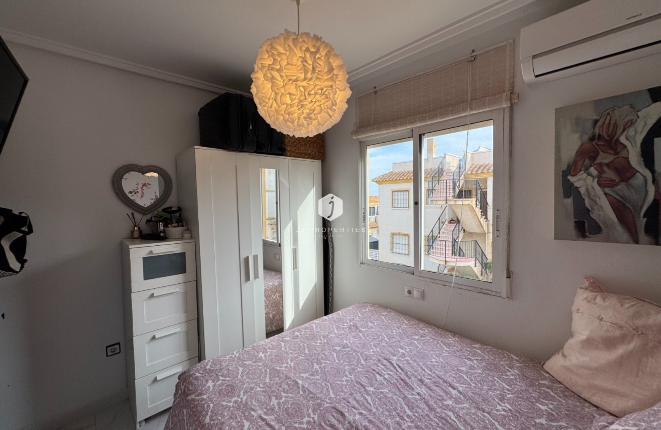 Resale - Apartment / flat -
Orihuela Costa - Costa Blanca