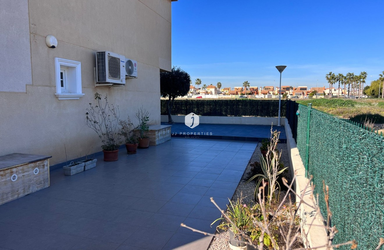 Resale - Apartment / flat -
Guardamar del Segura - Costa Blanca