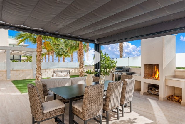 Aus zweiter Hand - Villa -
Cabo Roig - Costa Blanca