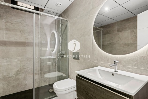 Aus zweiter Hand - Villa -
Cabo Roig - Costa Blanca