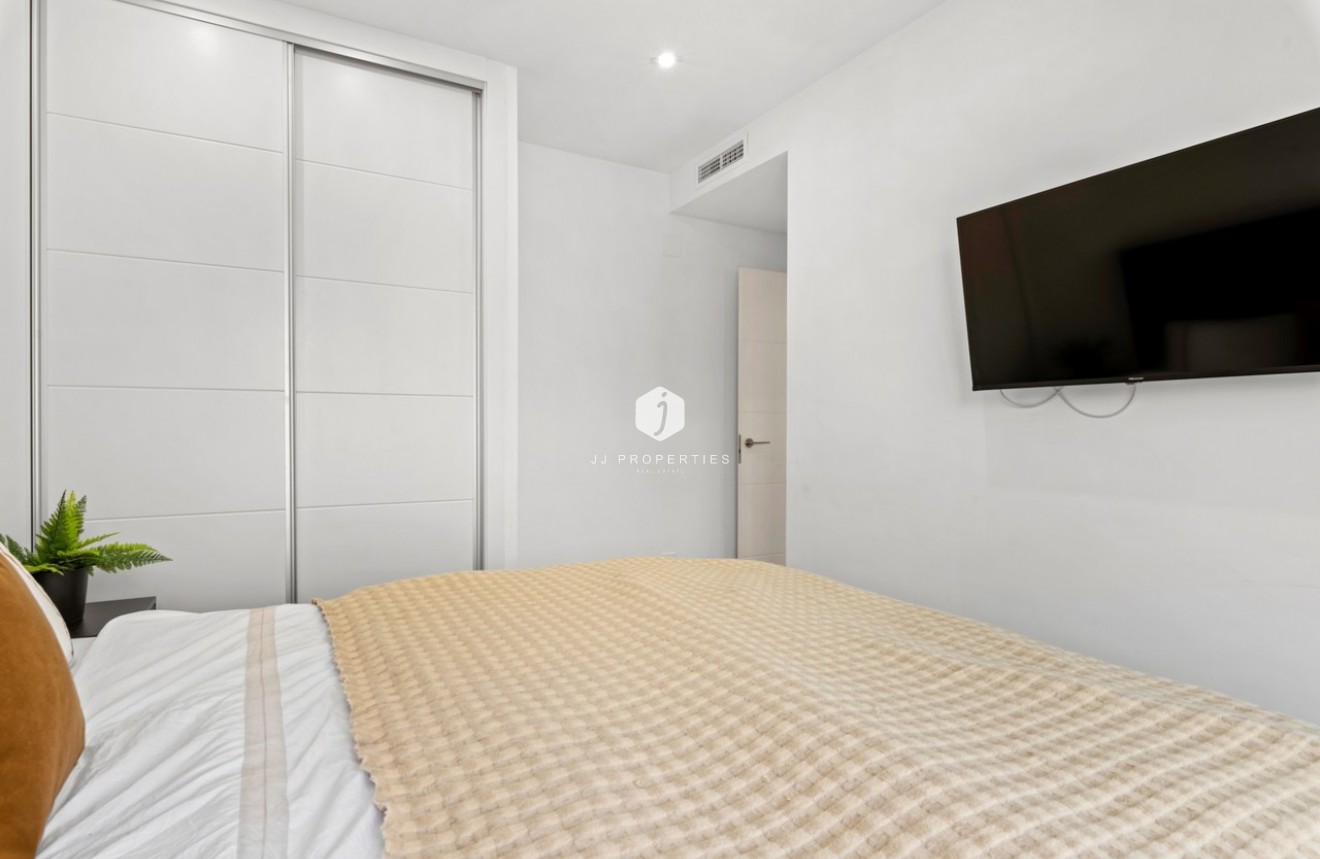 Aus zweiter Hand - Villa -
Cabo Roig - Costa Blanca