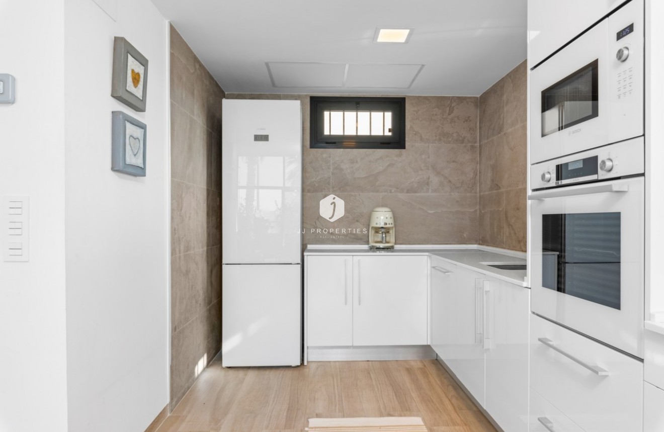 Aus zweiter Hand - Villa -
Cabo Roig - Costa Blanca