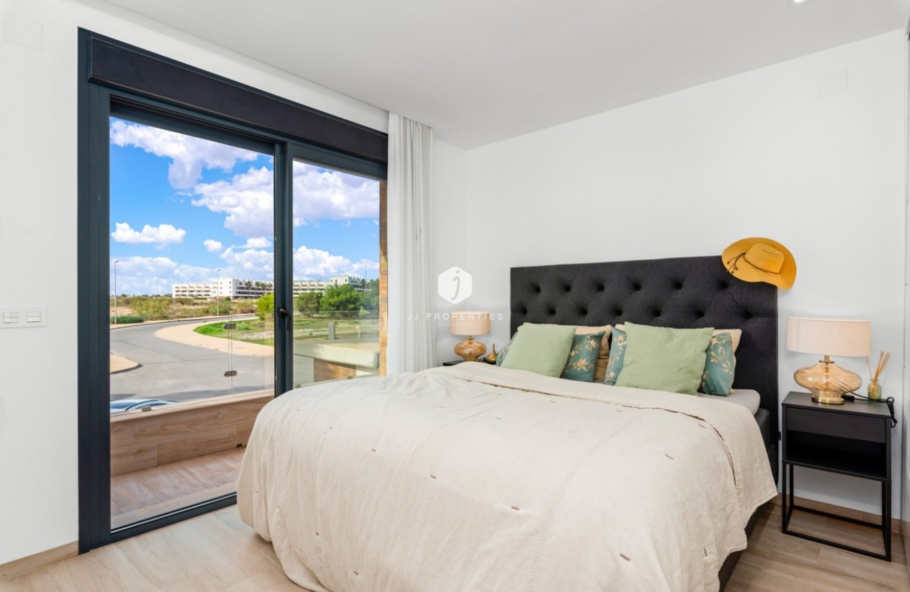 Aus zweiter Hand - Villa -
Cabo Roig - Costa Blanca