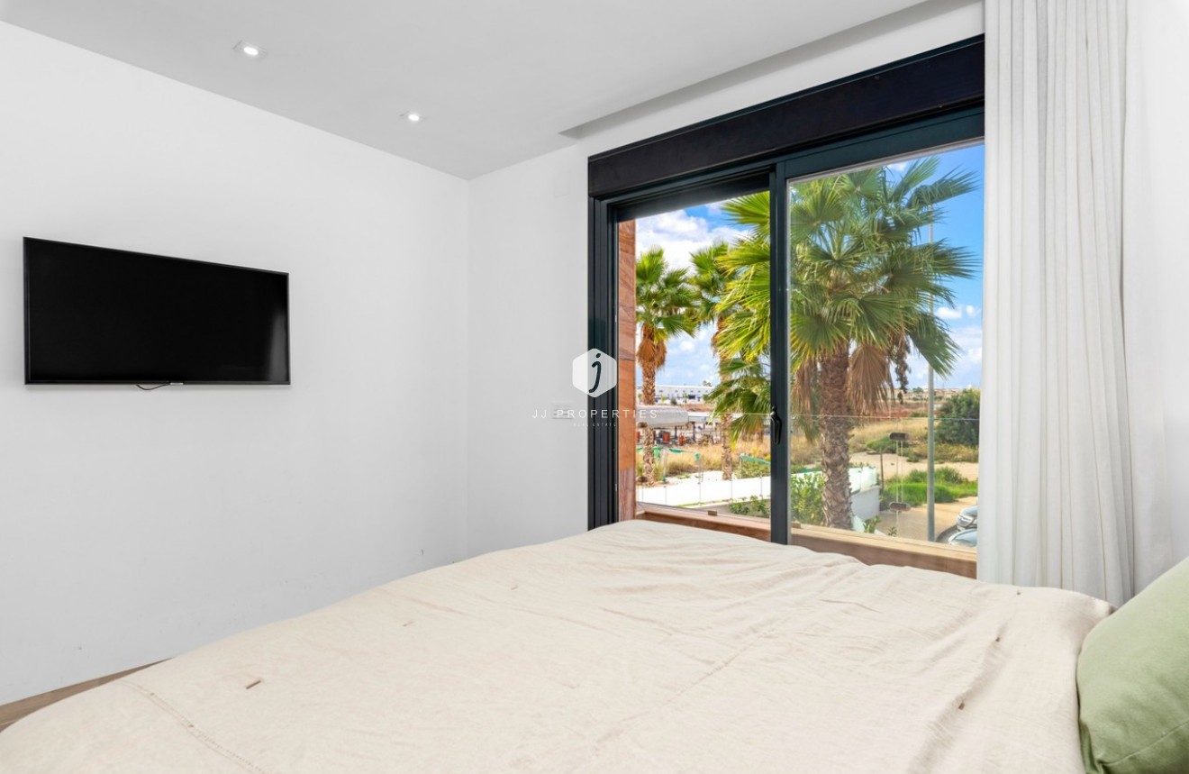 Aus zweiter Hand - Villa -
Cabo Roig - Costa Blanca