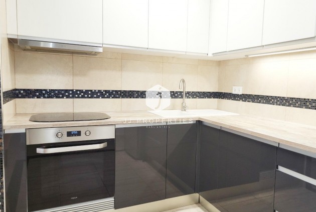 D'occasion - Appartement -
Torrevieja - Playa del Cura