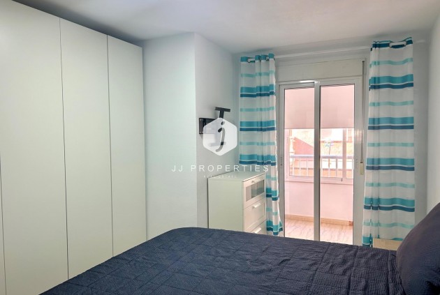 D'occasion - Appartement -
Torrevieja - Playa del Cura