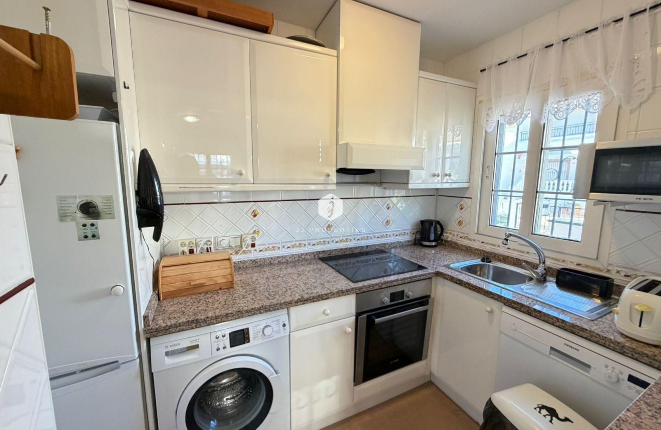 Resale - Chalet -
Orihuela Costa - Playa Flamenca