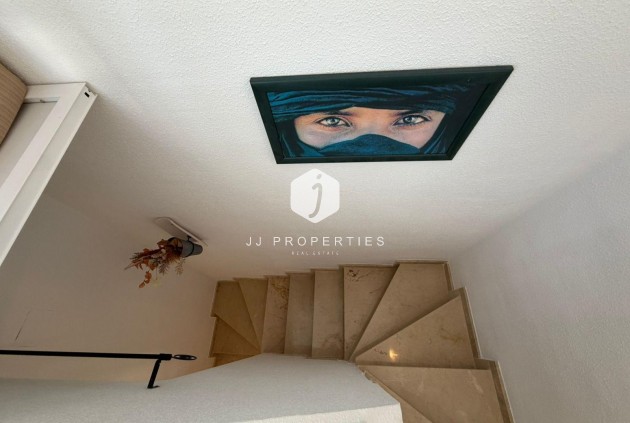 Resale - Chalet -
Orihuela Costa - Playa Flamenca