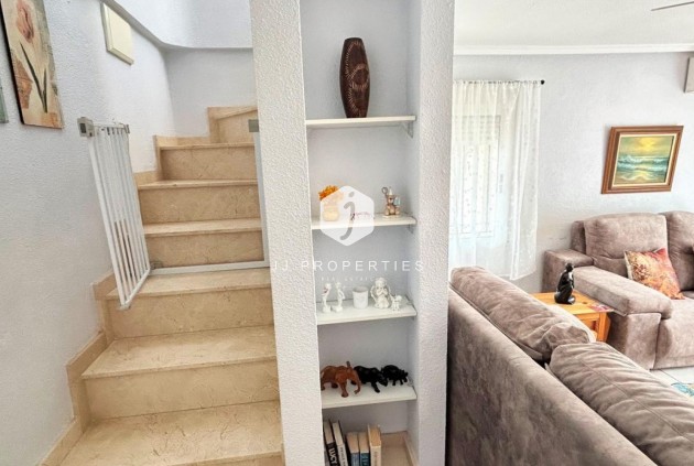 Resale - Chalet -
Orihuela Costa - Costa Blanca