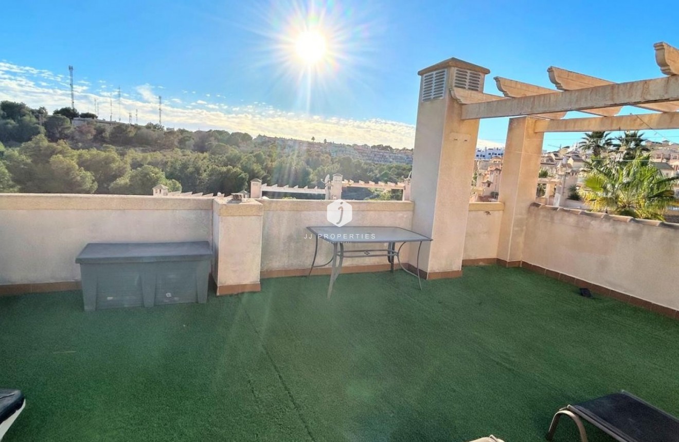 Resale - Chalet -
Orihuela Costa - Costa Blanca