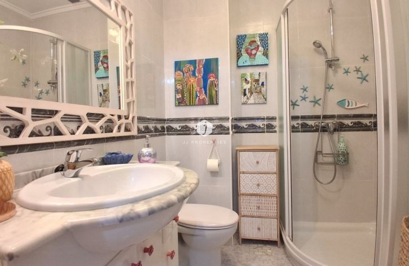 Resale - Duplex -
Torrevieja - Costa Blanca