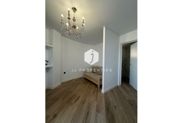 Resale - Apartment / flat -
Torrevieja - La Mata