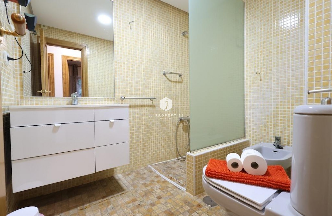 D'occasion - Bungalow -
Orihuela Costa - Costa Blanca