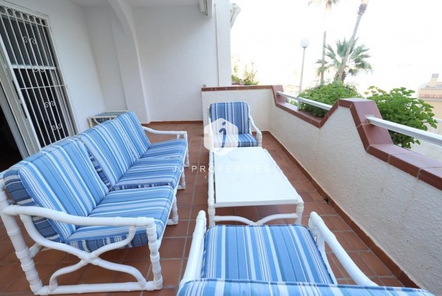 D'occasion - Bungalow -
Orihuela Costa - Costa Blanca