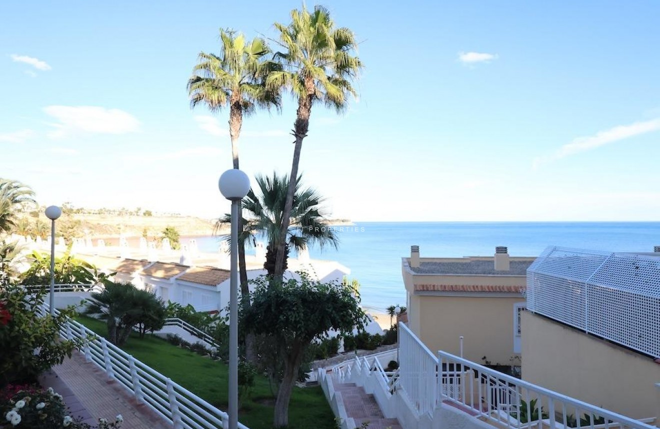 D'occasion - Bungalow -
Orihuela Costa - Costa Blanca