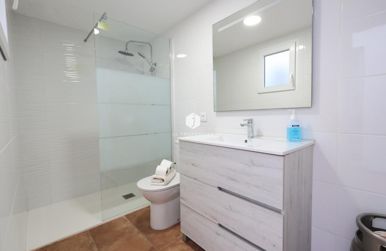 D'occasion - Bungalow -
Orihuela Costa - Costa Blanca