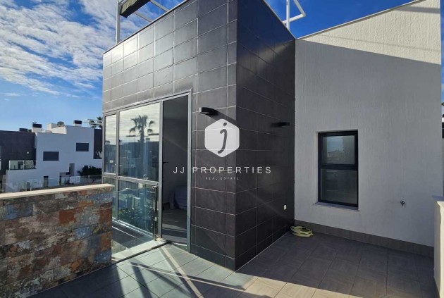 D'occasion - Villa -
Cabo Roig - Costa Blanca