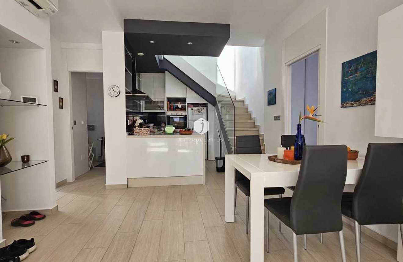 D'occasion - Villa -
Cabo Roig - Costa Blanca