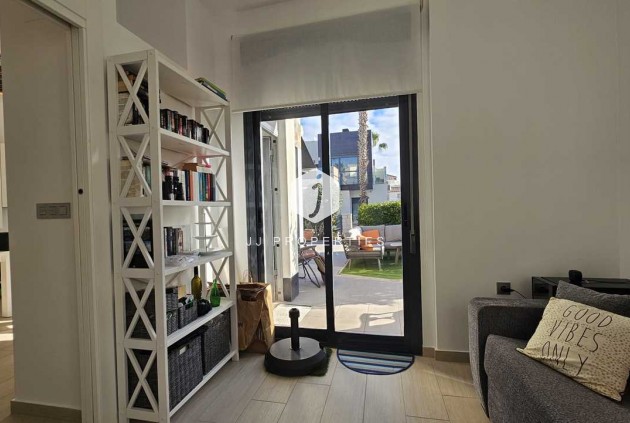 D'occasion - Villa -
Cabo Roig - Costa Blanca