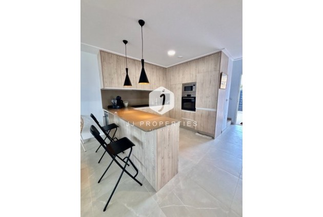 Resale - Villa -
Benijofar - Costa Blanca