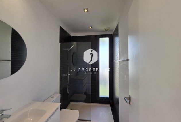 Resale - Villa -
Orihuela Costa - Villamartín