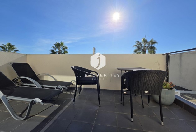 Resale - Villa -
Orihuela Costa - Villamartín