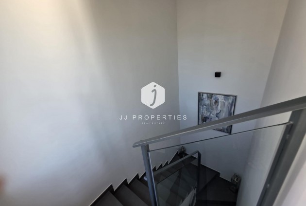 Resale - Villa -
Orihuela Costa - Villamartín