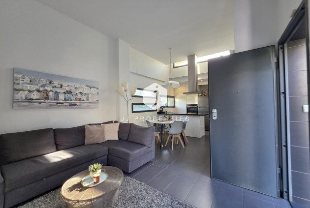 Resale - Villa -
Orihuela Costa - Villamartín