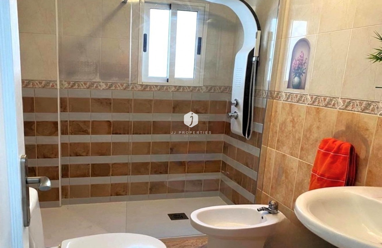 Resale - Penthouse -
Torrevieja - Playa del Cura