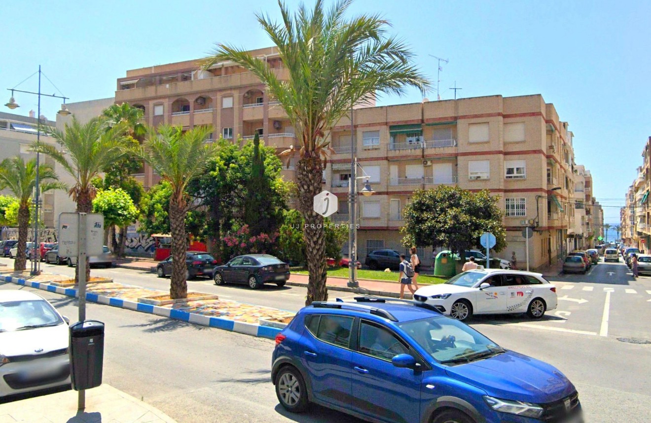 Resale - Penthouse -
Torrevieja - Playa del Cura