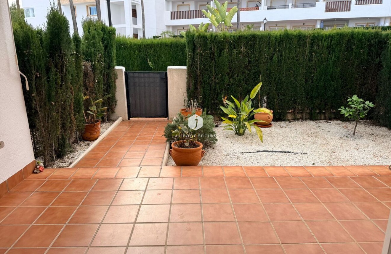 Resale - Apartment / flat -
Orihuela Costa - Villamartín