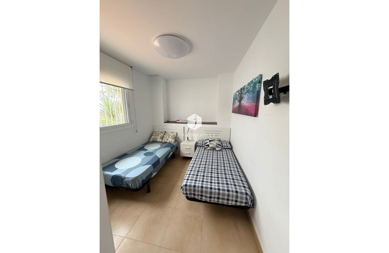 Resale - Apartment / flat -
Orihuela Costa - Villamartín