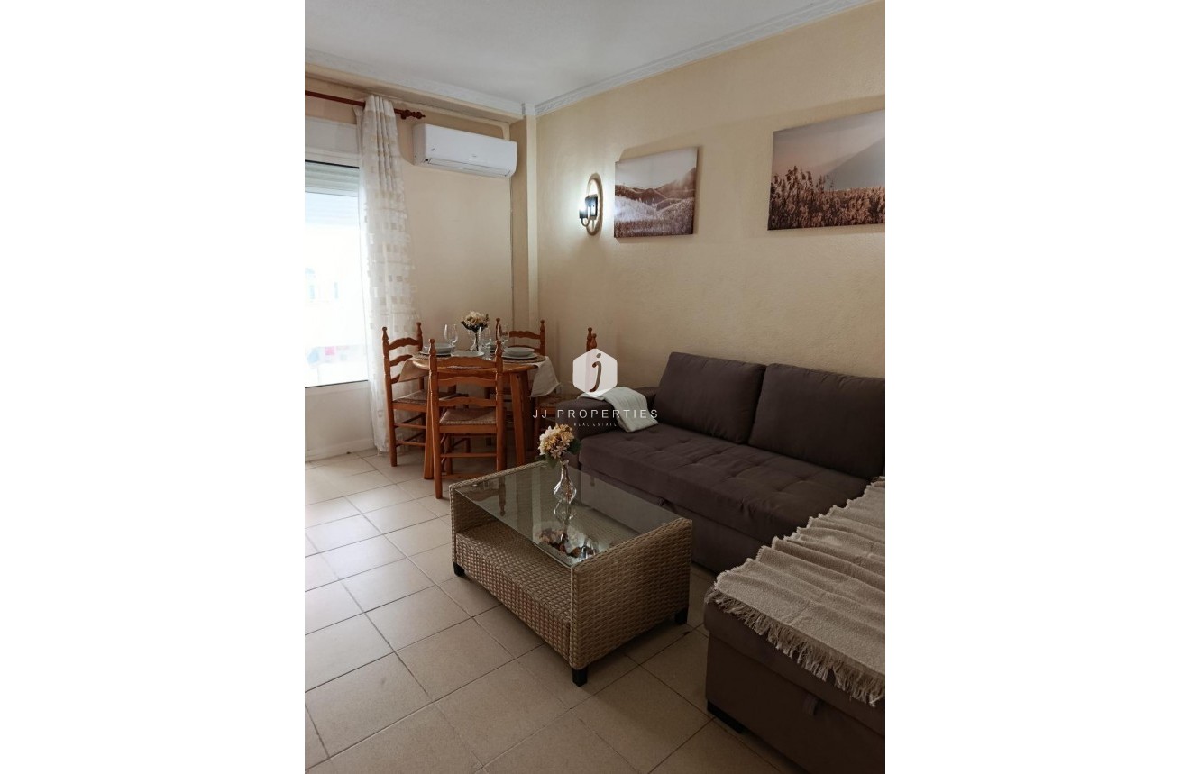 Resale - Apartment / flat -
Torrevieja - Cabo cervera