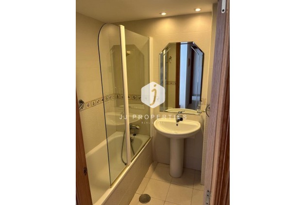 Resale - Apartment / flat -
Orihuela Costa - Campoamor