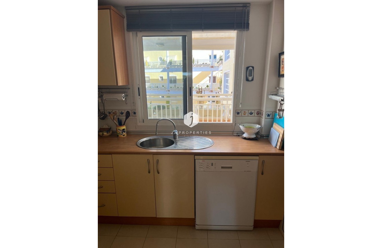Resale - Apartment / flat -
Orihuela Costa - Campoamor