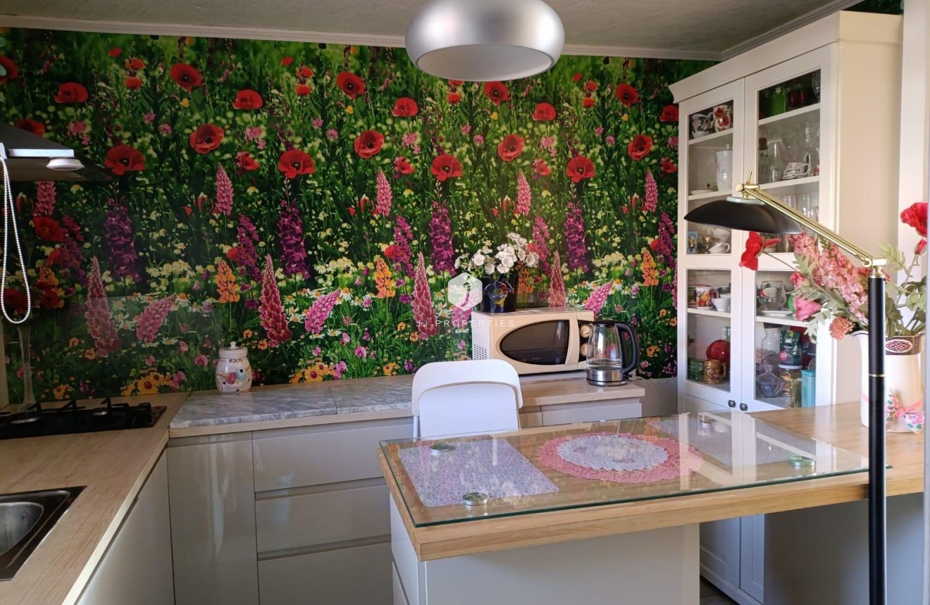 Z drugiej ręki - Mieszkanie w bloku -
Torrevieja