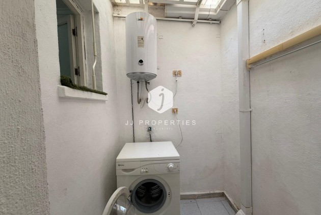 Resale - Chalet -
Torrevieja - La Siesta - El Salado - Torreta