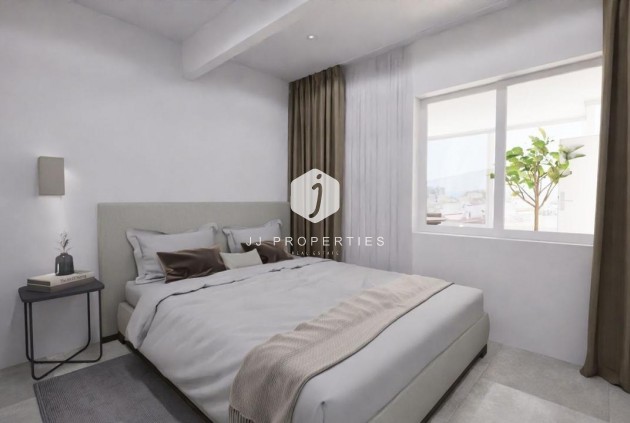 D'occasion - Appartement -
Torrevieja - Paseo maritimo