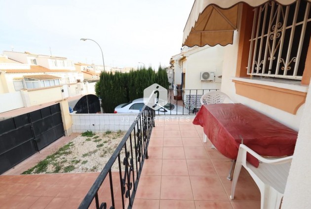 Resale - Chalet -
Orihuela Costa - Costa Blanca