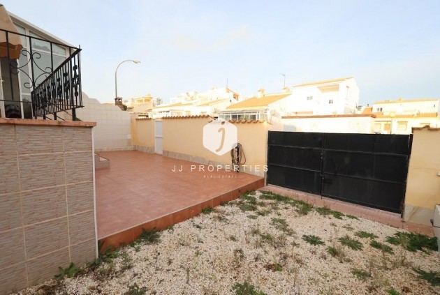 Resale - Chalet -
Orihuela Costa - Costa Blanca