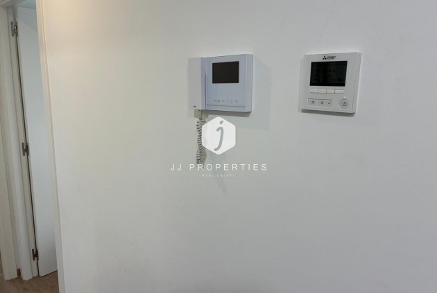 Resale - Apartment / flat -
Torrevieja - Costa Blanca