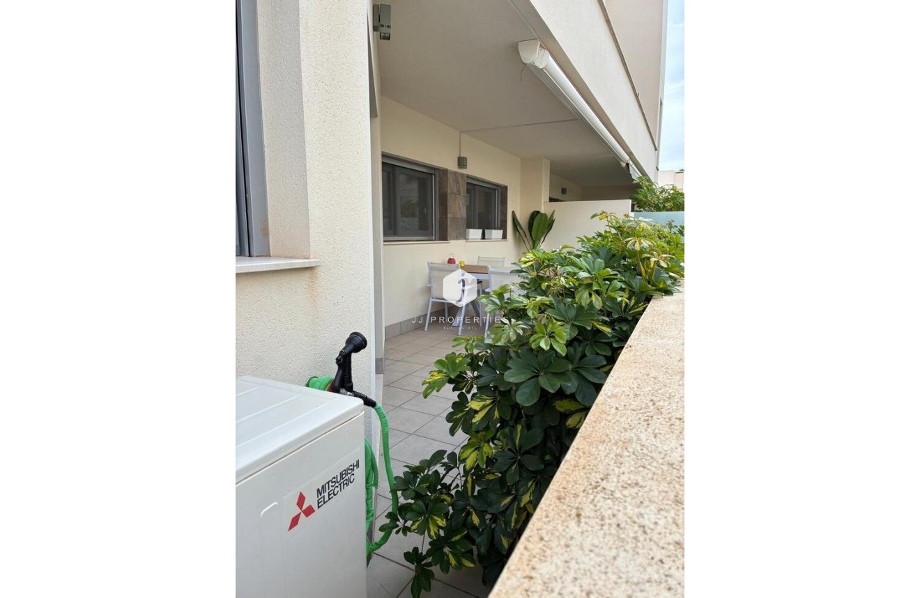 Resale - Apartment / flat -
Torrevieja - Costa Blanca