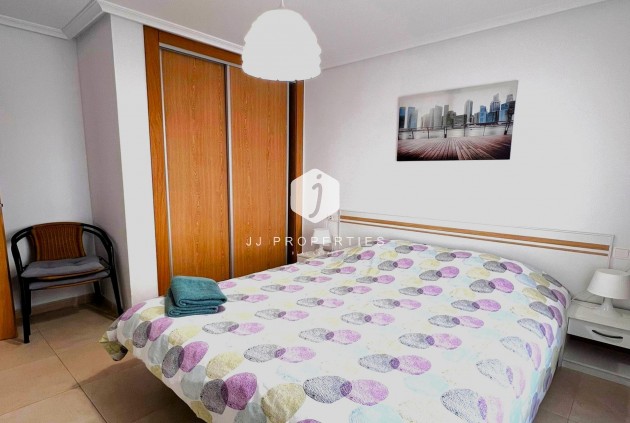 Resale - Apartment / flat -
Torrevieja - Playa de los Locos