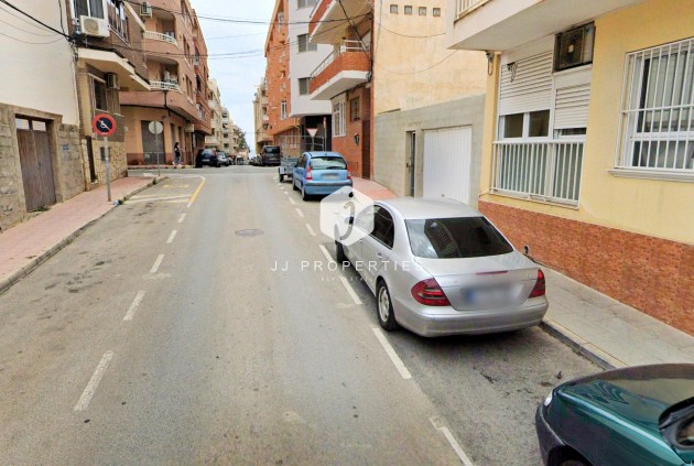 Resale - Apartment / flat -
Torrevieja - Playa de los Locos