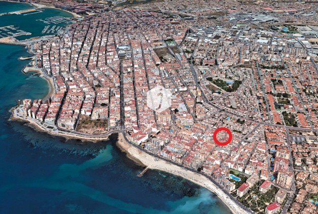 Resale - Apartment / flat -
Torrevieja - Playa de los Locos